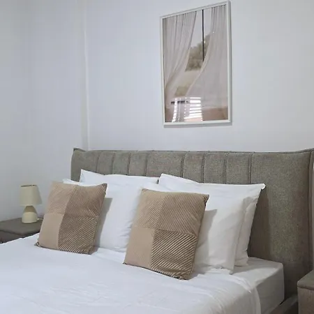 Kings Avenue Nest By Staycom Apartment *