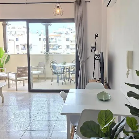 Kings Avenue Nest By Staycom Apartment Paphos
